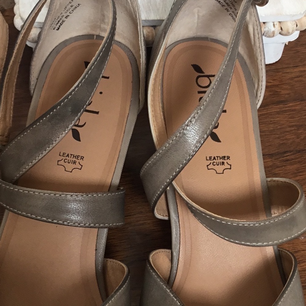 BIALA Peep Toe Wedge Leather Tan Gray Ankle Wrap Strap Shoes Size 39 - Picture 7 of 16